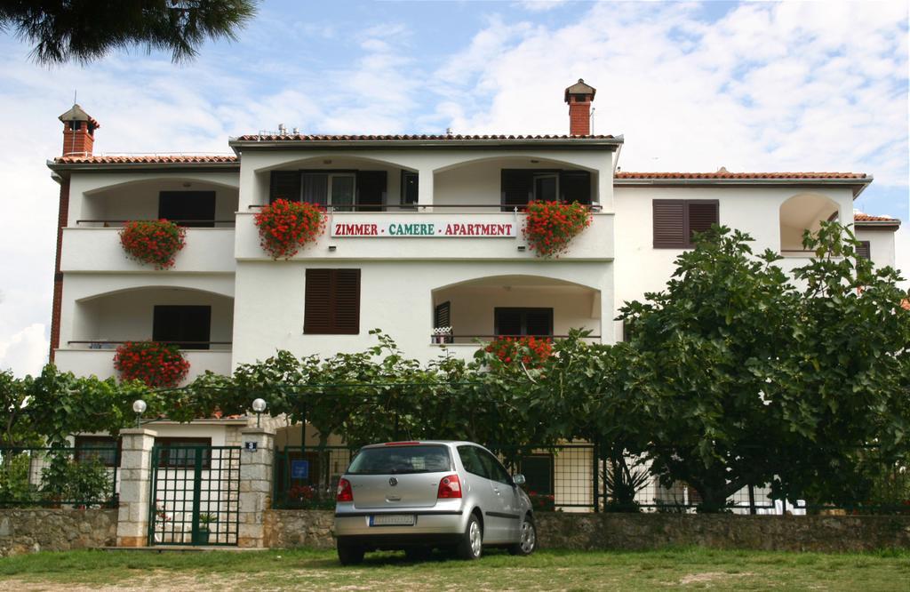 Bed And Breakfast Ritosa Пореч Екстериор снимка