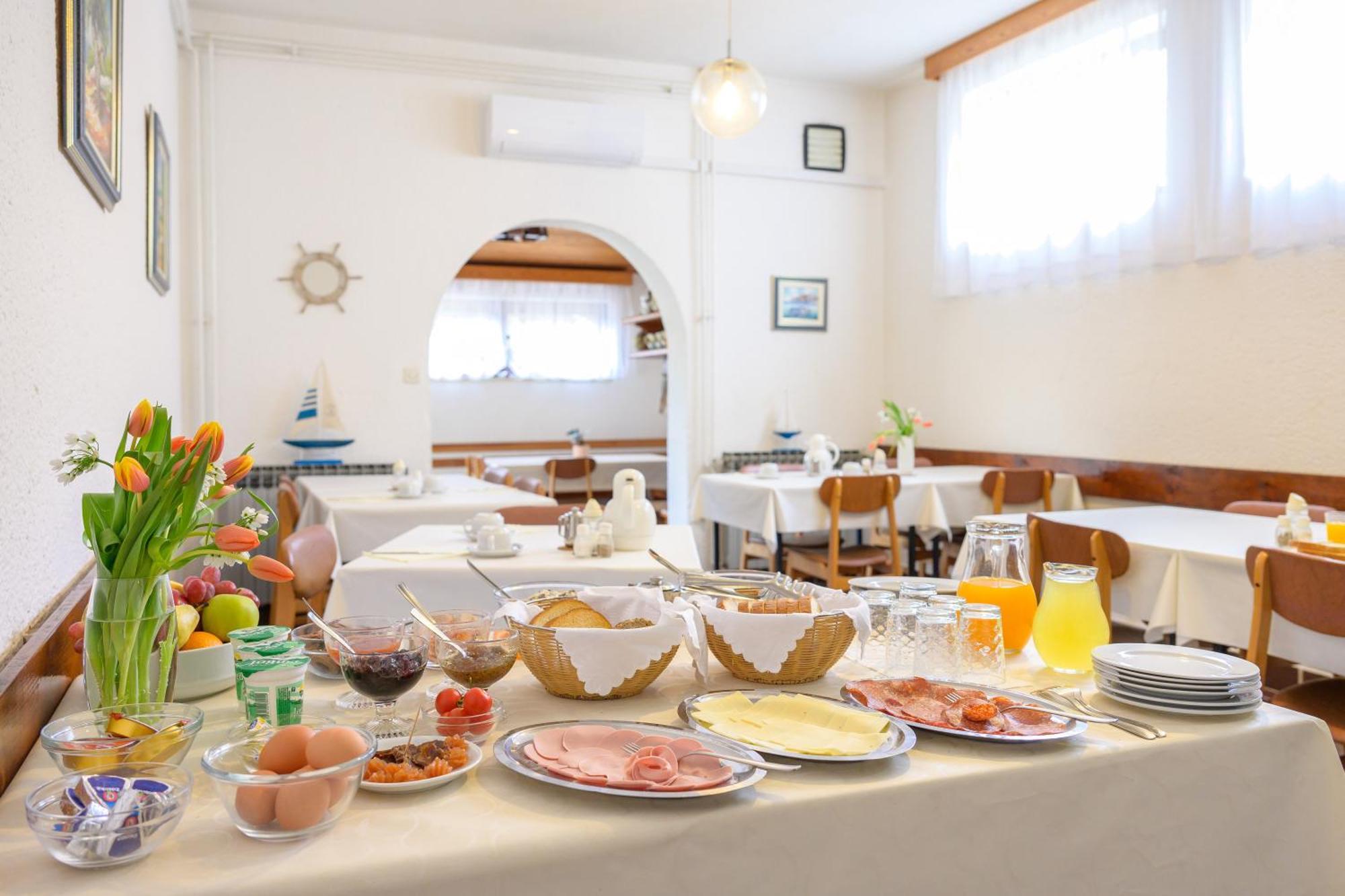 Bed And Breakfast Ritosa Пореч Екстериор снимка