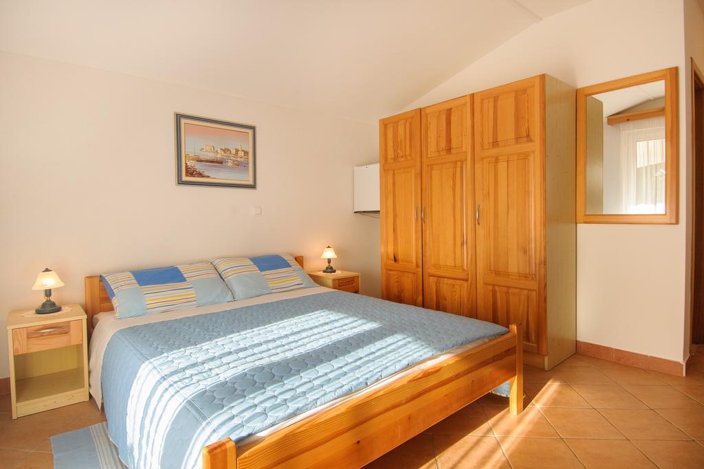 Bed And Breakfast Ritosa Пореч Екстериор снимка